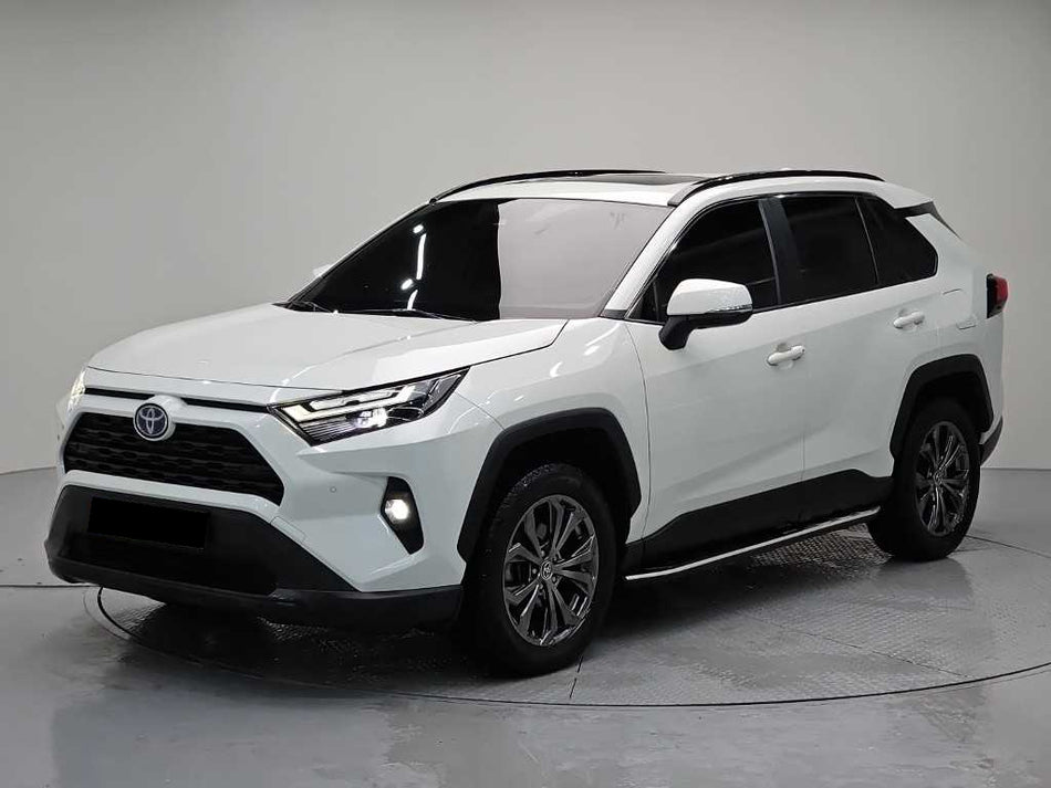 Toyota RAV4 — photo 01
