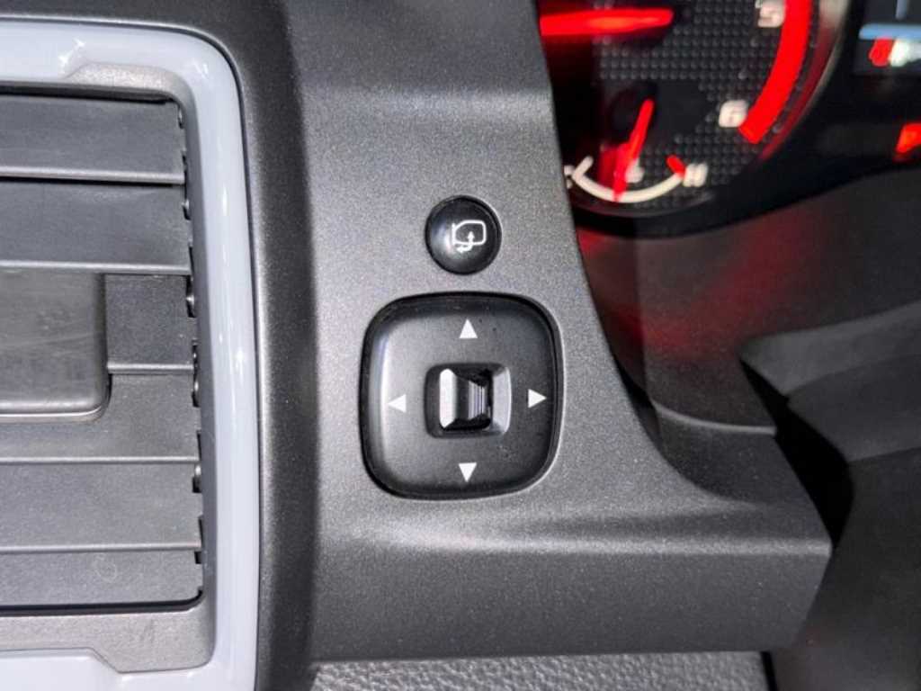 Ford Ranger — photo 16