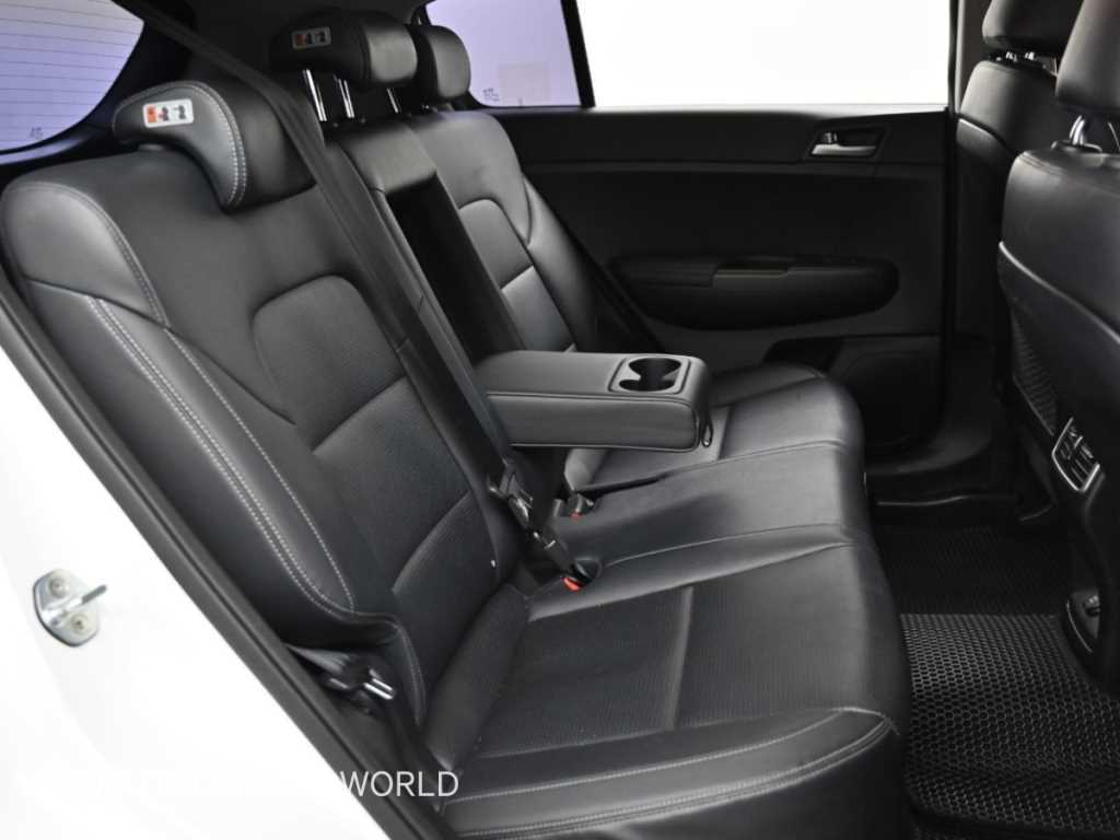 Kia Sportage — photo 12