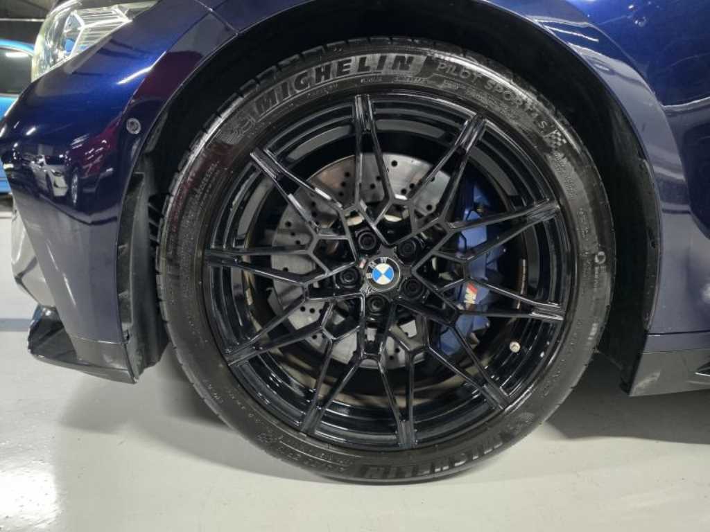 BMW M4 — photo 06