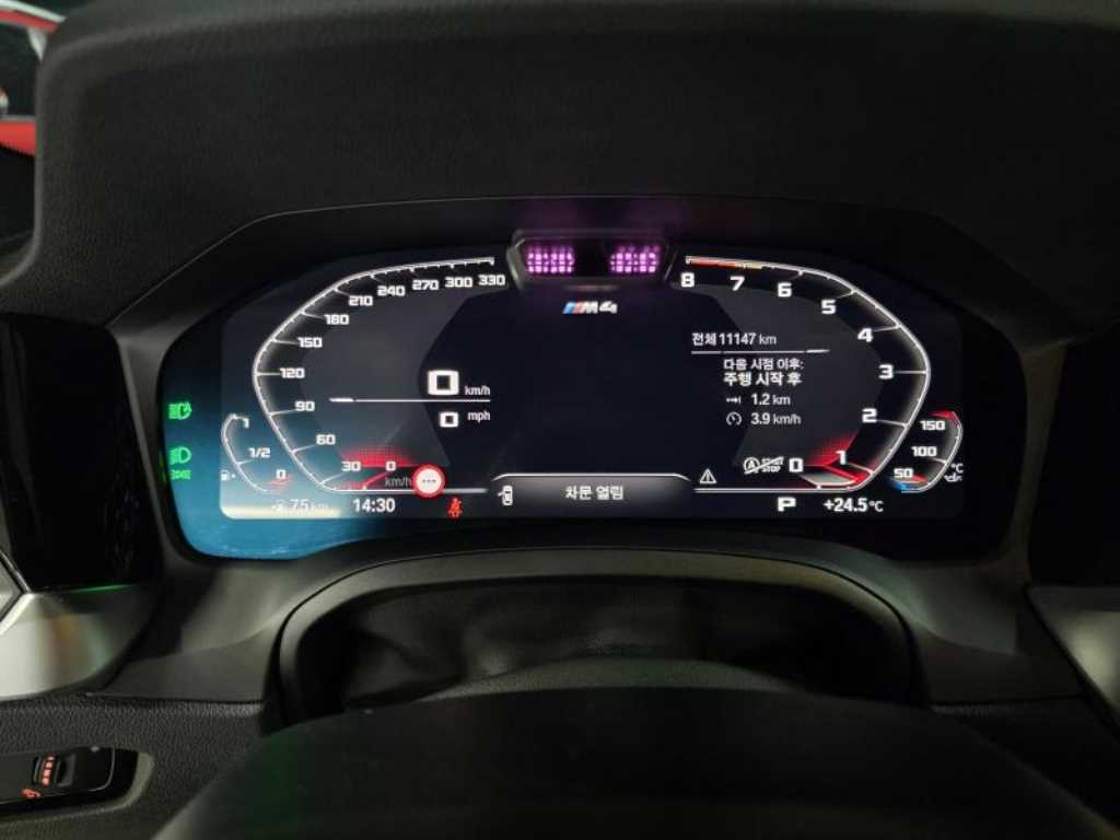BMW M4 — photo 12