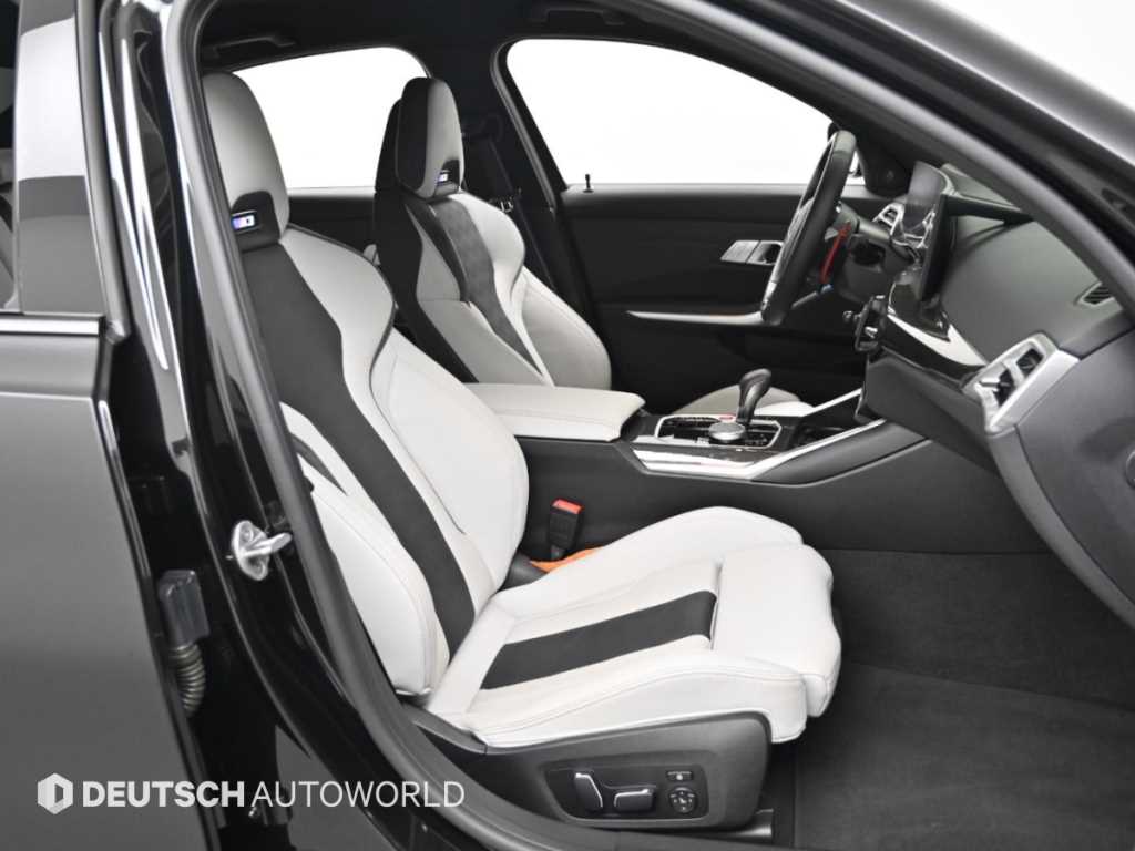 BMW M3 — photo 10
