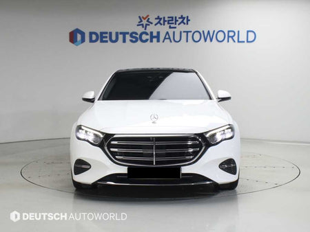 Mercedes-Benz E-Class — photo 03