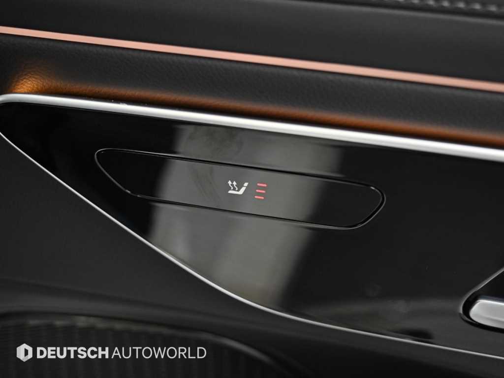 Mercedes-Benz E-Class — photo 16