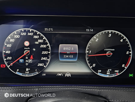 Mercedes-Benz S-Class — photo 08