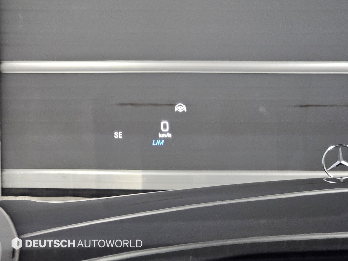 Mercedes-Benz S-Class — photo 17