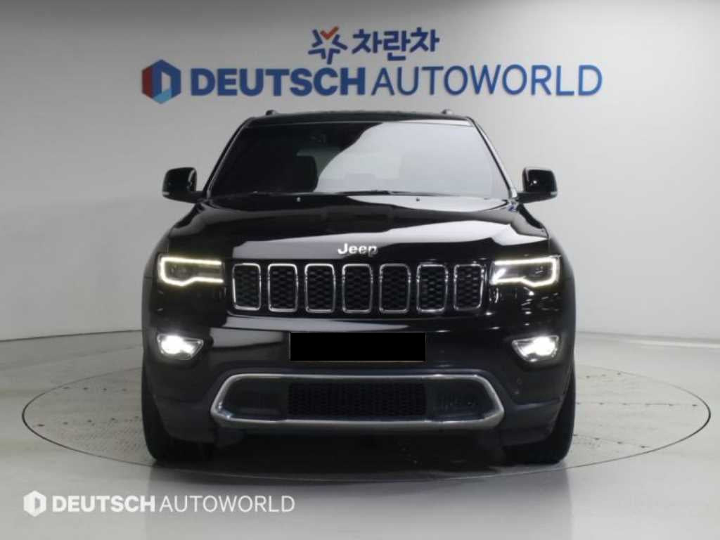 Jeep Cherokee — photo 03