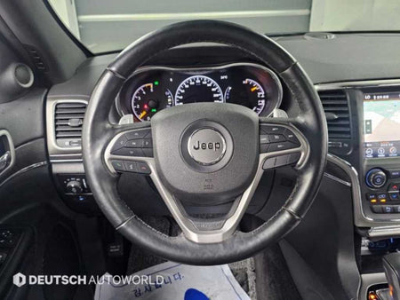 Jeep Cherokee — photo 13