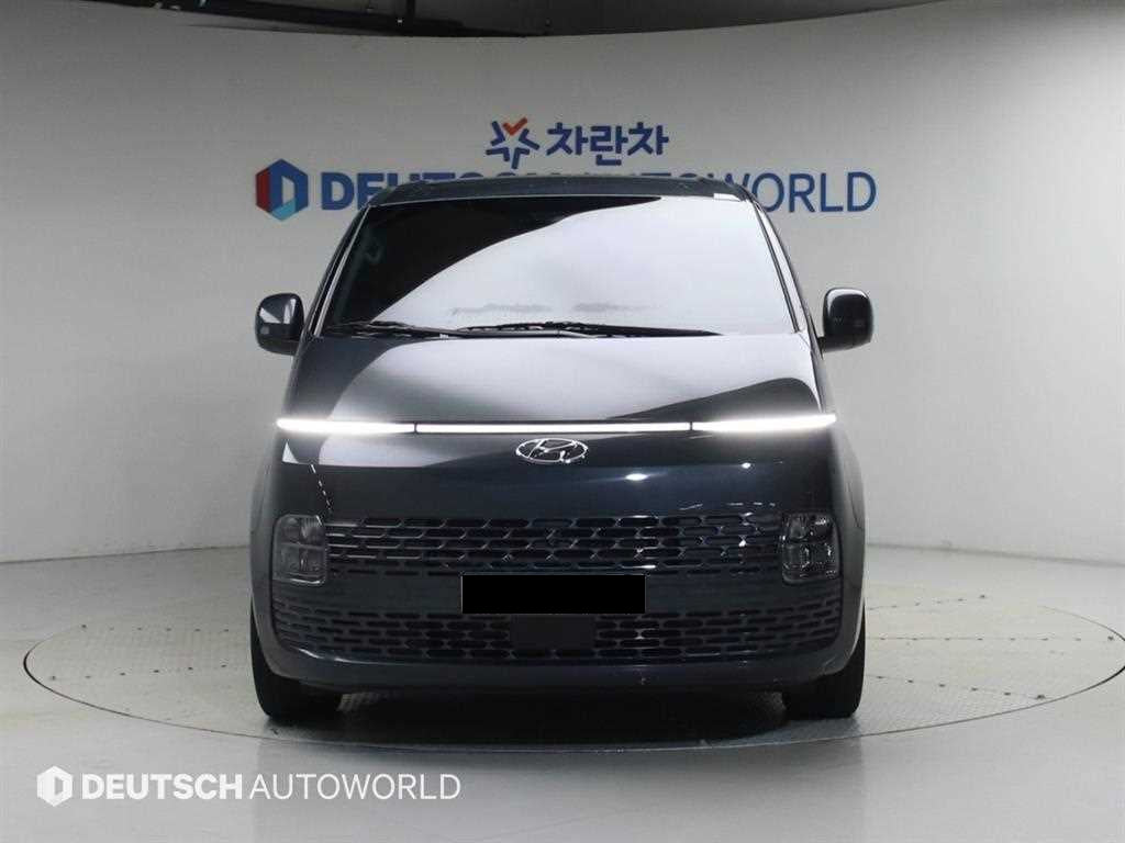 Hyundai Staria — photo 04
