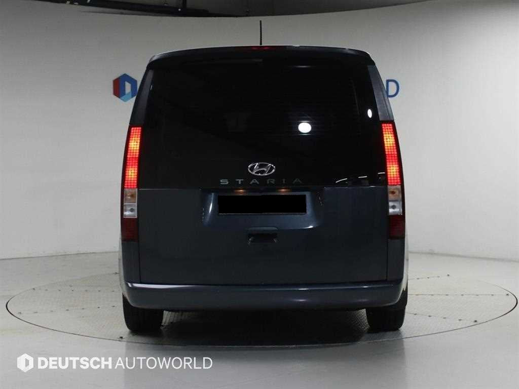Hyundai Staria — photo 05