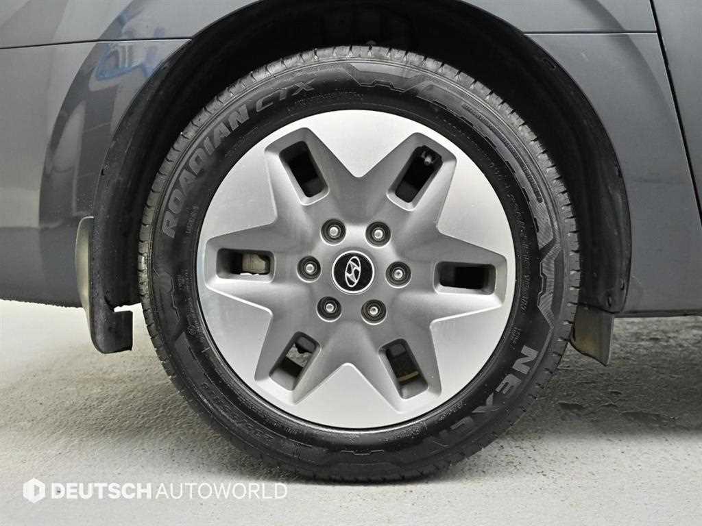 Hyundai Staria — photo 06
