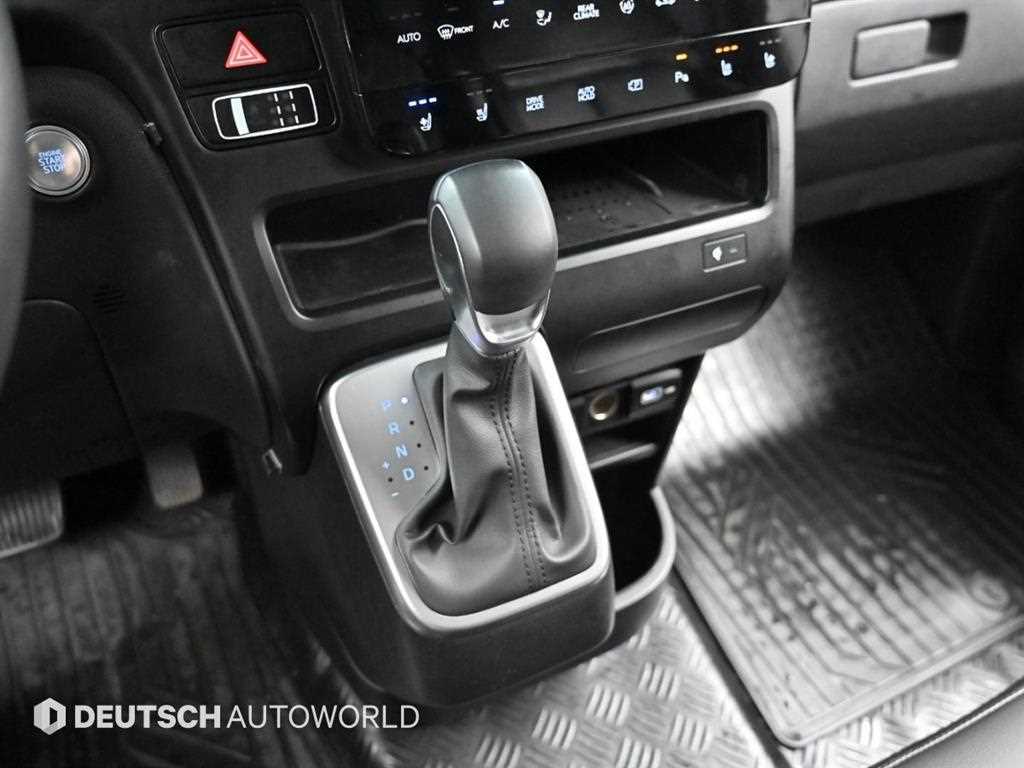 Hyundai Staria — photo 10