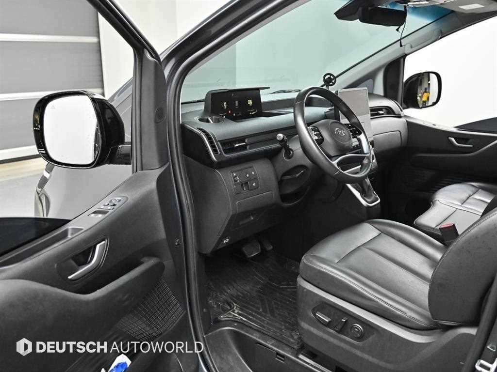 Hyundai Staria — photo 12