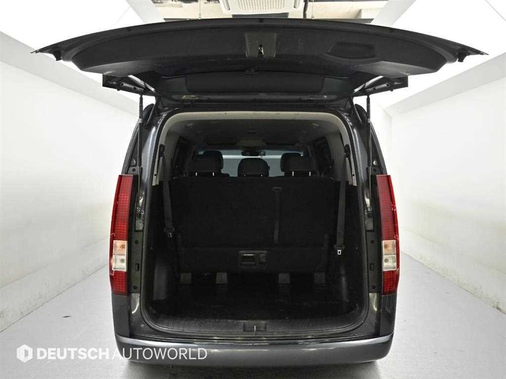 Hyundai Staria — photo 20