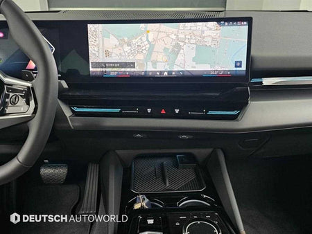 BMW 5-Series — photo 14