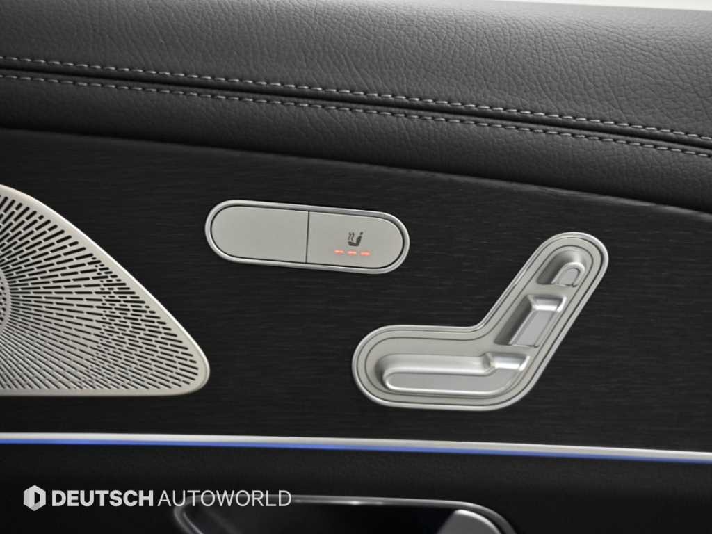Mercedes-Benz GLE-Class — photo 16