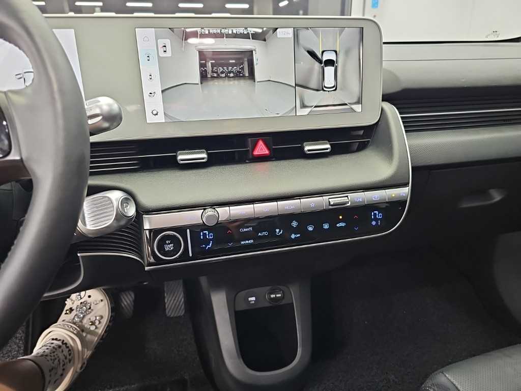 Hyundai Ioniq5 — photo 10