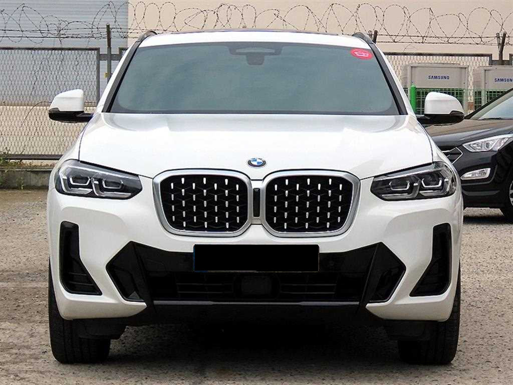 BMW X4 — photo 01