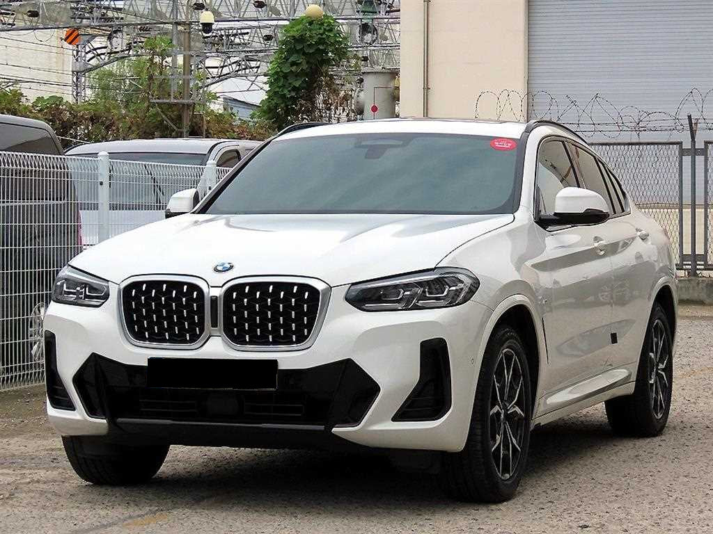 BMW X4 — photo 02