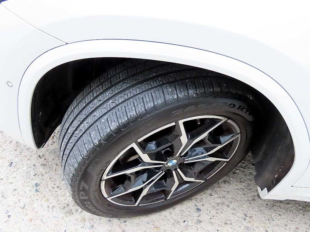 BMW X4 — photo 20