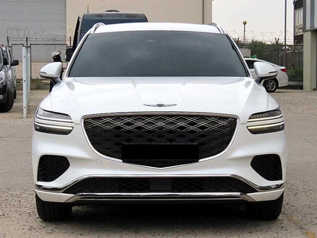 Genesis GV70 — photo 01
