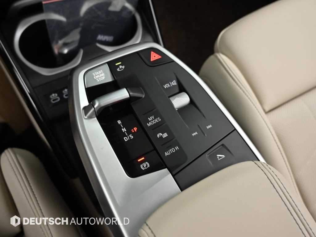 BMW X1 — photo 09