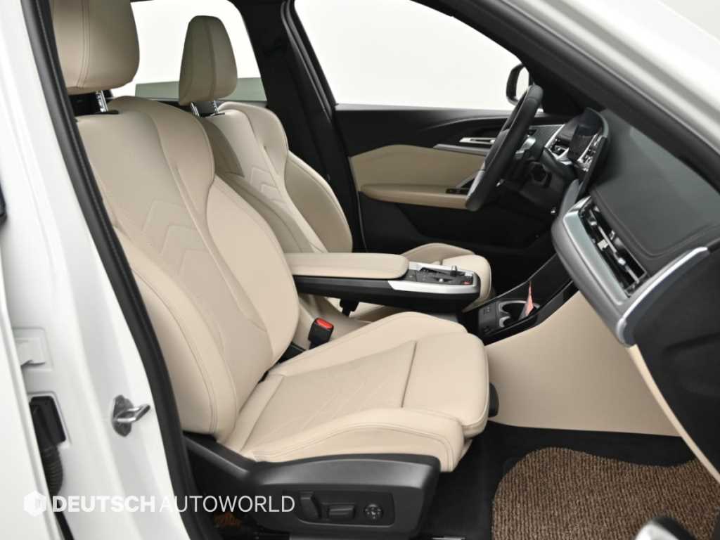 BMW X1 — photo 10