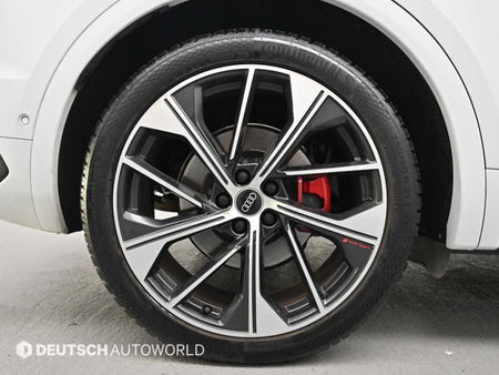 Audi SQ5 — photo 05