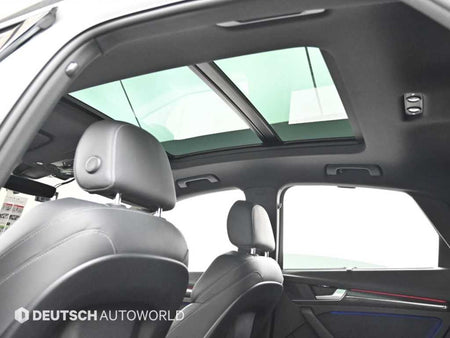 Audi SQ5 — photo 18