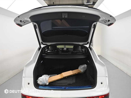 Audi SQ5 — photo 19