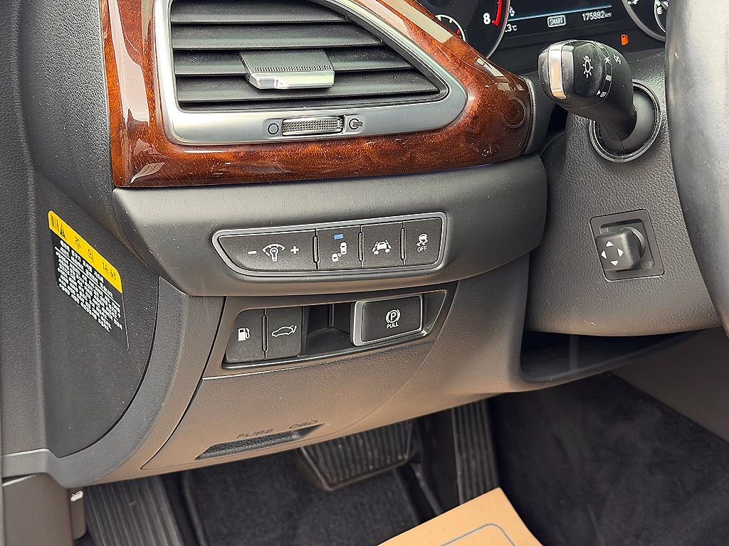 Genesis EQ900 — photo 13