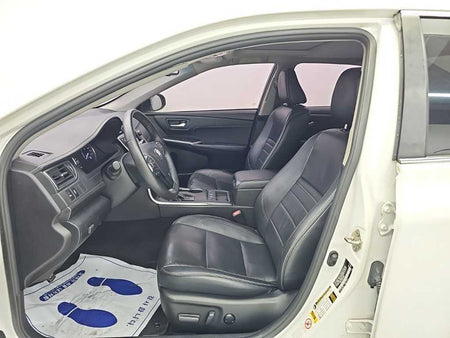 Toyota Camry — photo 11