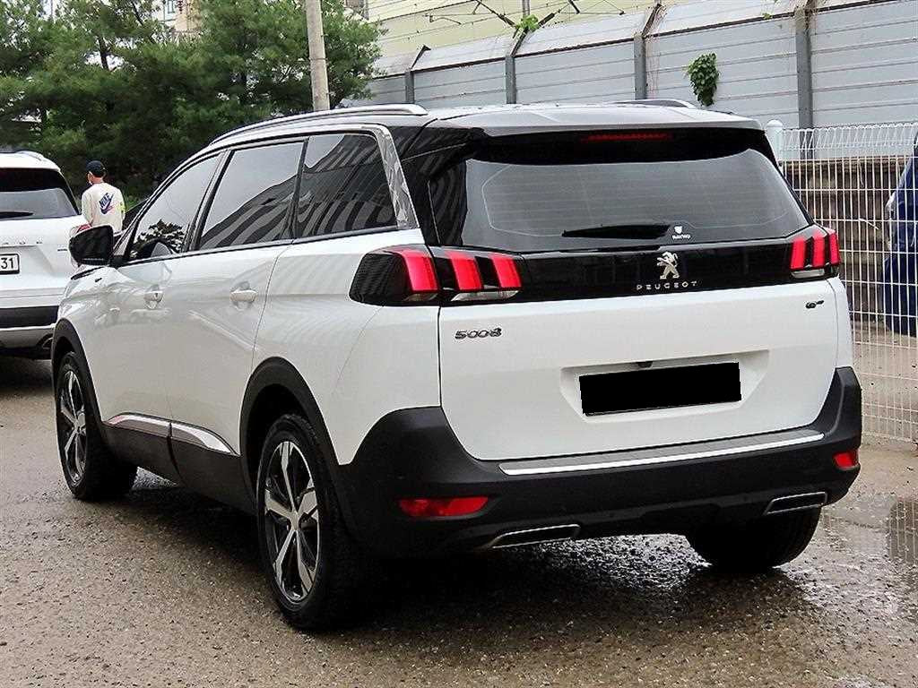 Peugeot 5008 — photo 03