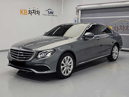 Mercedes-Benz E-Class — photo 01