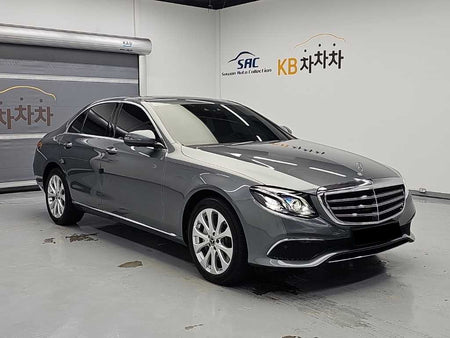 Mercedes-Benz E-Class — photo 04