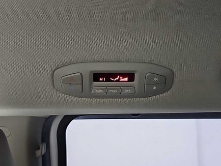 Kia Carnival — photo 13