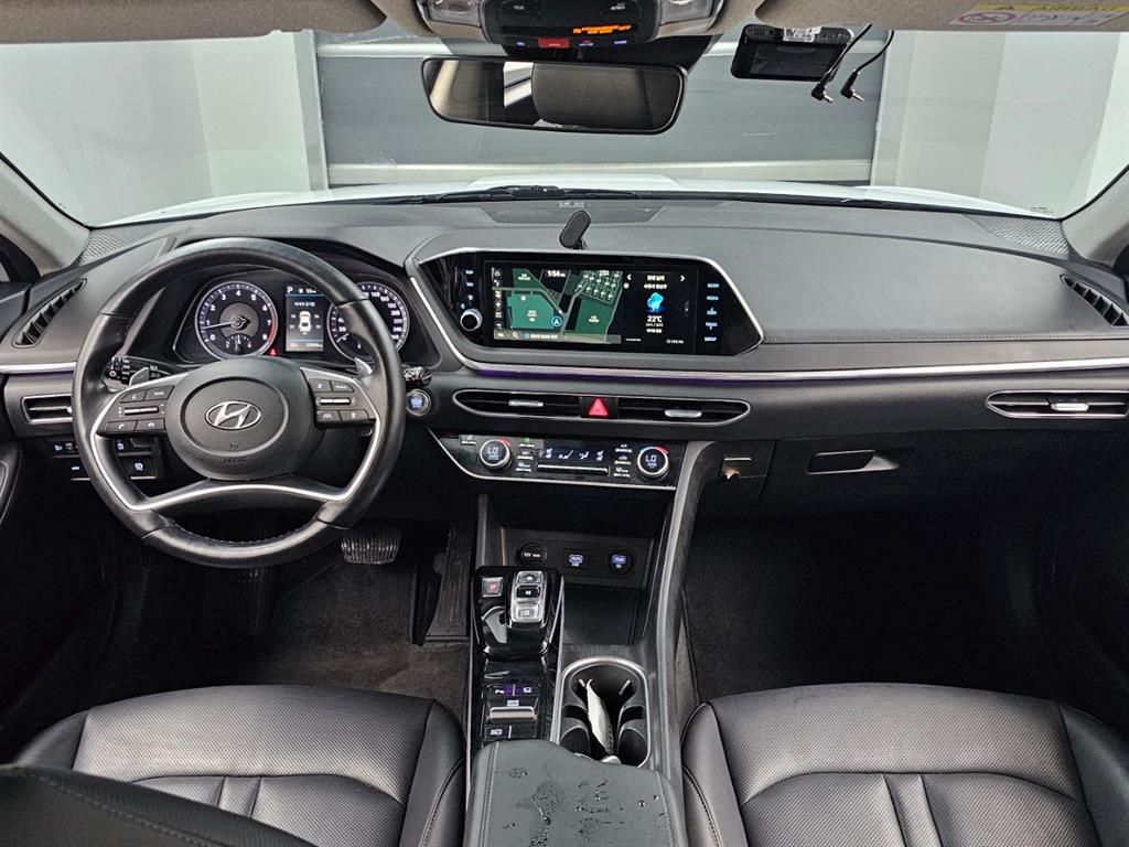 Hyundai Sonata — photo 06