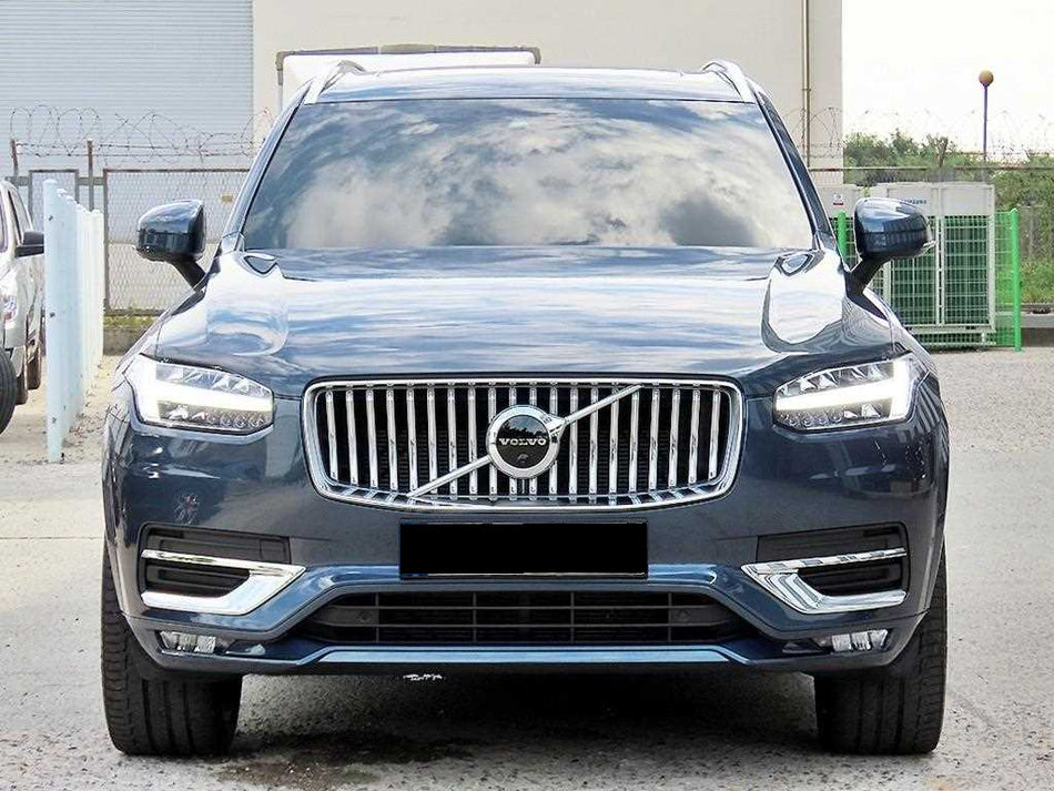 Volvo XC90 — photo 02