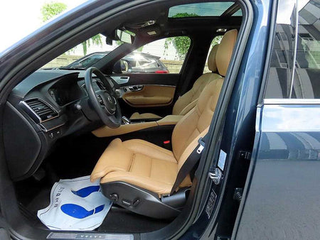 Volvo XC90 — photo 05