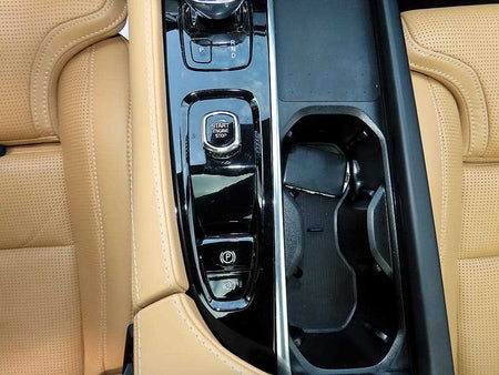 Volvo XC90 — photo 12