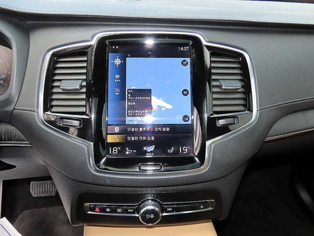 Volvo XC90 — photo 13