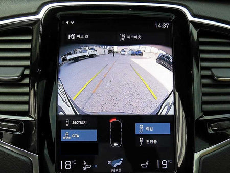 Volvo XC90 — photo 14
