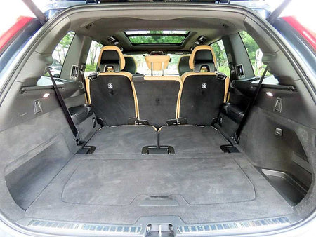 Volvo XC90 — photo 17