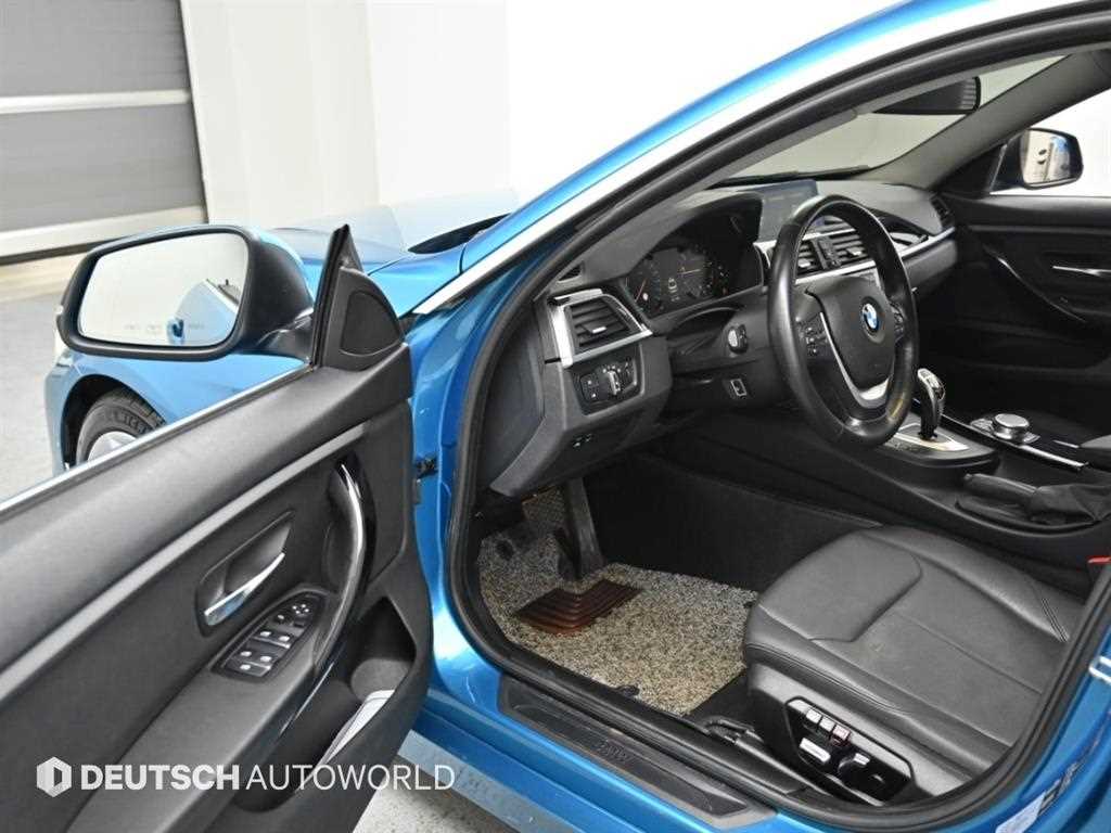 BMW 4-Series — photo 11