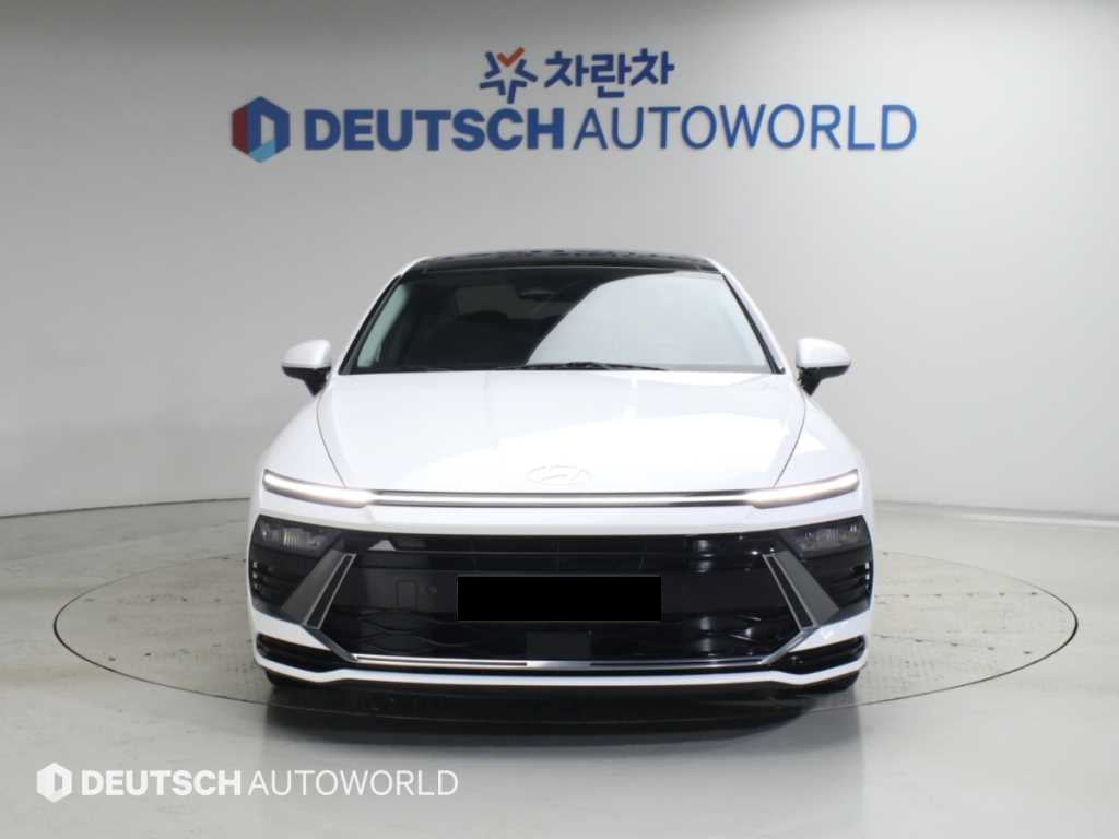Hyundai Sonata — photo 03