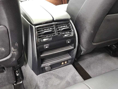 BMW 5-Series — photo 13