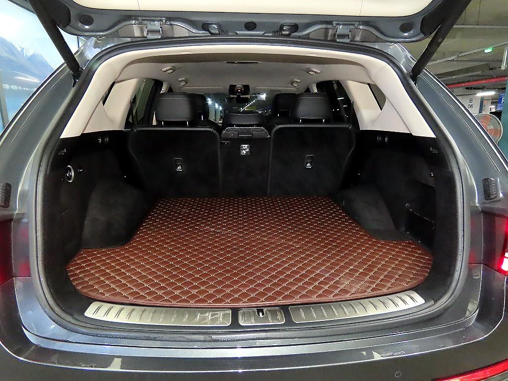 Genesis GV80 — photo 16