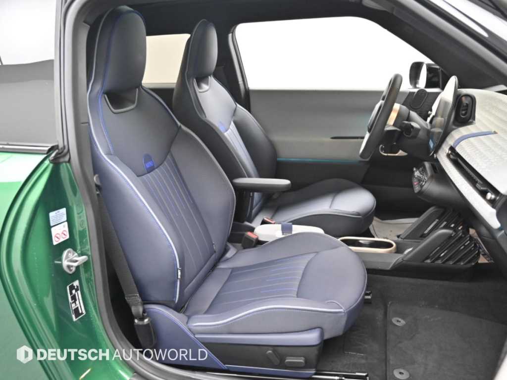 Mini Cooper — photo 10