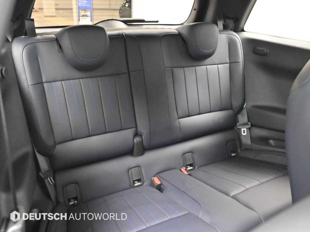 Mini Cooper — photo 12