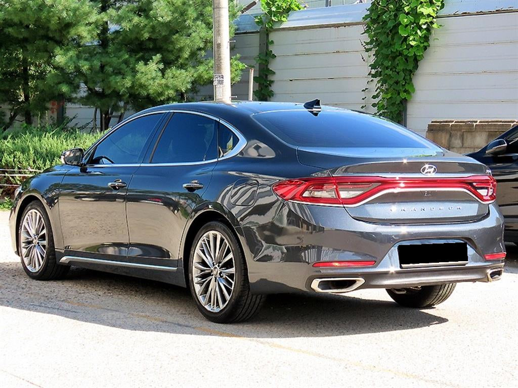Hyundai Grandeur — photo 03